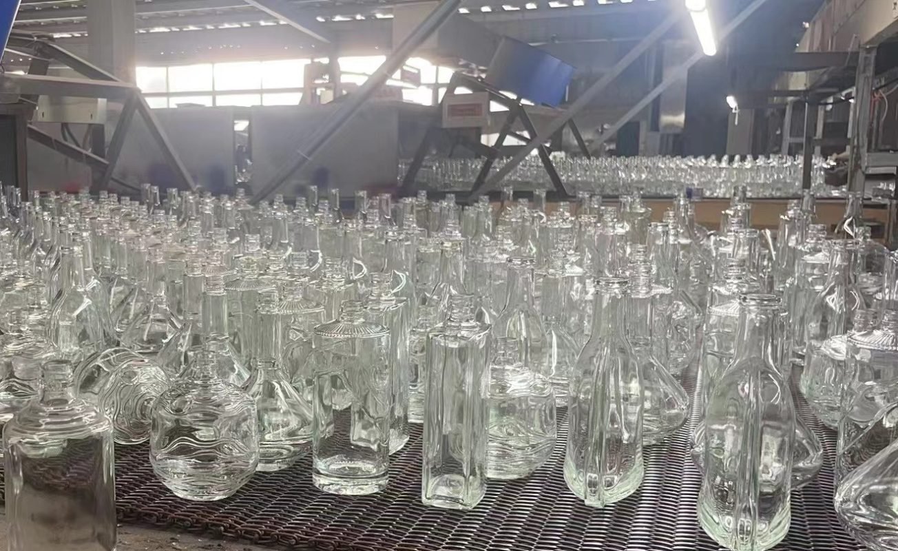 china glass bottle factory